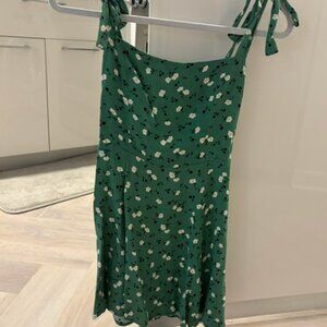 Reformation green daisy floral print square neck tie strap sleeveless mini dress